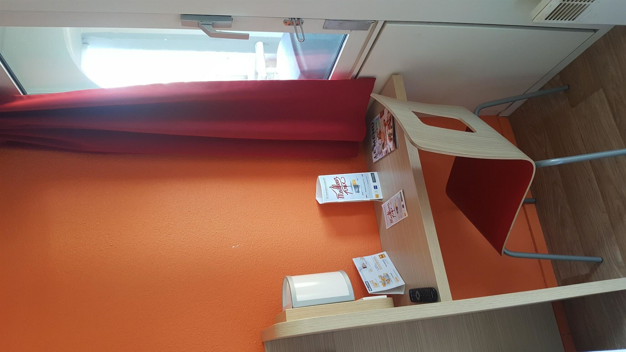 Premiere Classe Metz Sud Jouy Aux Arches Екстериор снимка